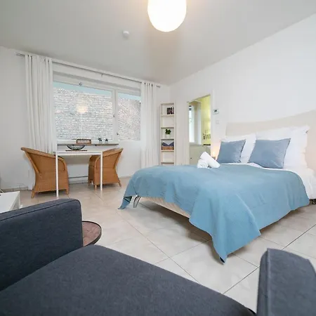Apartment Blue - Zentral Und Gut Angebunden Düsseldorf Eksteriør billede