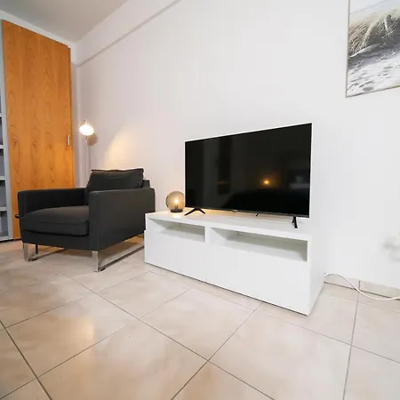 Apartment Blue - Zentral Und Gut Angebunden Düsseldorf Eksteriør billede